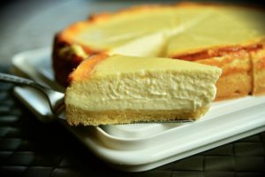 Read more about the article White Chocolate Cheesecake