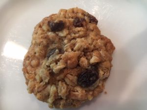 Read more about the article Oatmeal Raisin Cookies